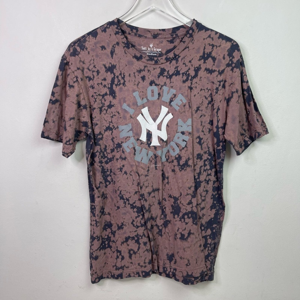 I Love NY New York Yankees Baseball Acid Wash Custom T-shirt — Men’s Size Medium